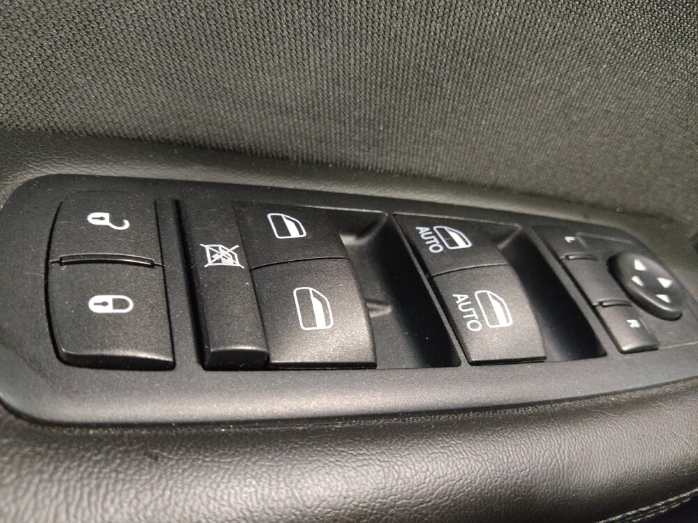 2015 Chrysler 200 in Winston-Salem, NC 27103 - 18126125 27