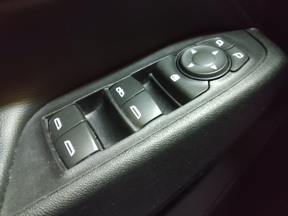 2020 Chevrolet Equinox in Raleigh, NC 27604 - 18126128 27