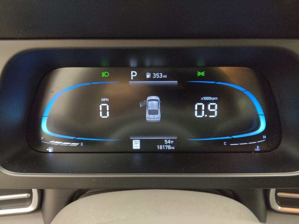 2025 Hyundai Elantra in Albuquerque, NM 87123 - 18126133 23