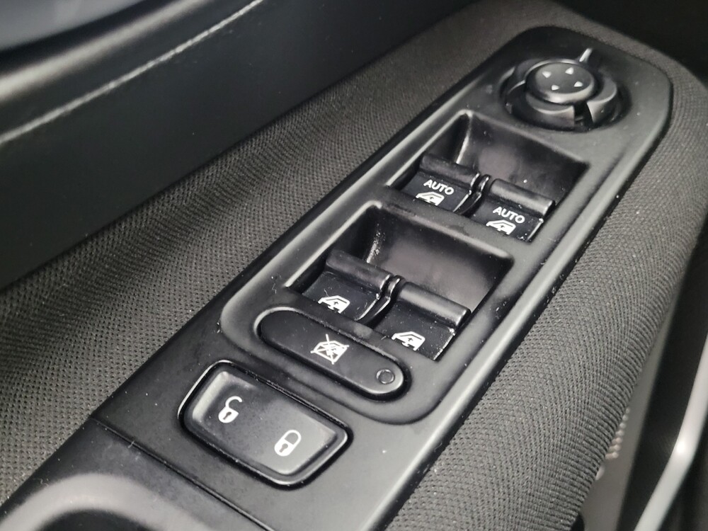 2021 Jeep Renegade in Memphis, TN 38115 - 18126141 27