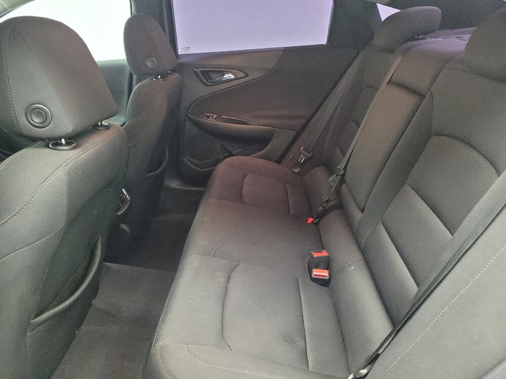 2019 Chevrolet Malibu in Huntsville, AL 35816 - 18126142 18