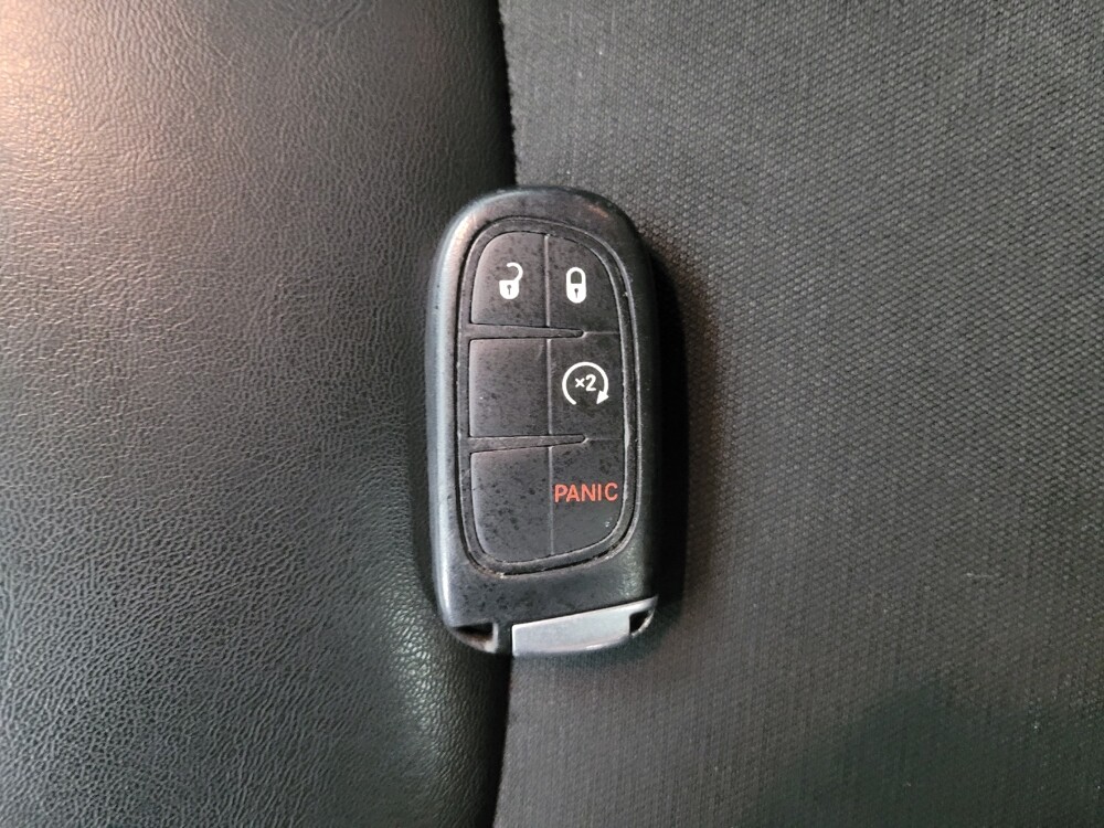 2020 Jeep Cherokee in Memphis, TN 38115 - 18126145 32