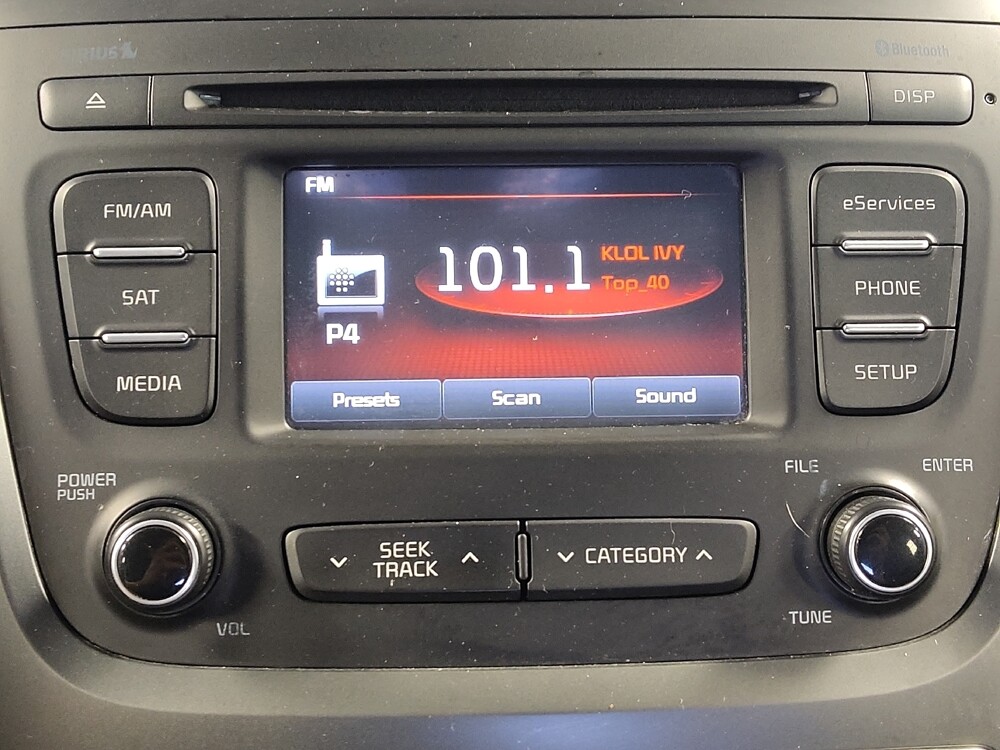 2014 Kia Sorento in Baton Rouge, LA 70816 - 18126150 25