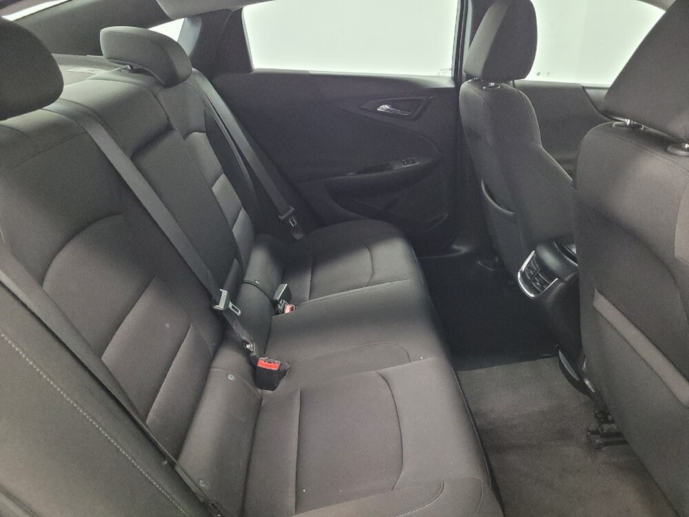 2020 Chevrolet Malibu in Houston, TX 77060 - 18126152 19