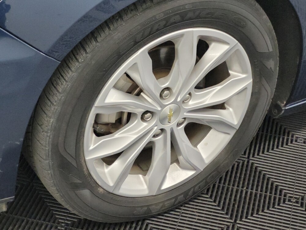 2020 Chevrolet Malibu in Houston, TX 77060 - 18126152 31