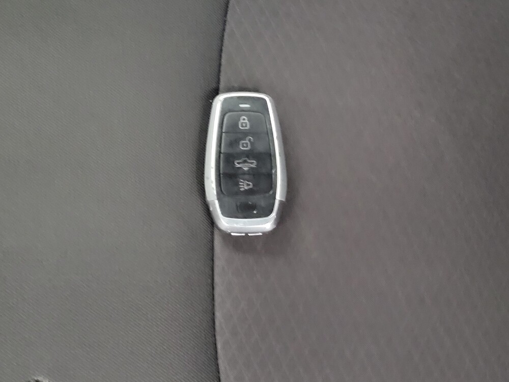 2020 Chevrolet Malibu in Houston, TX 77060 - 18126152 32