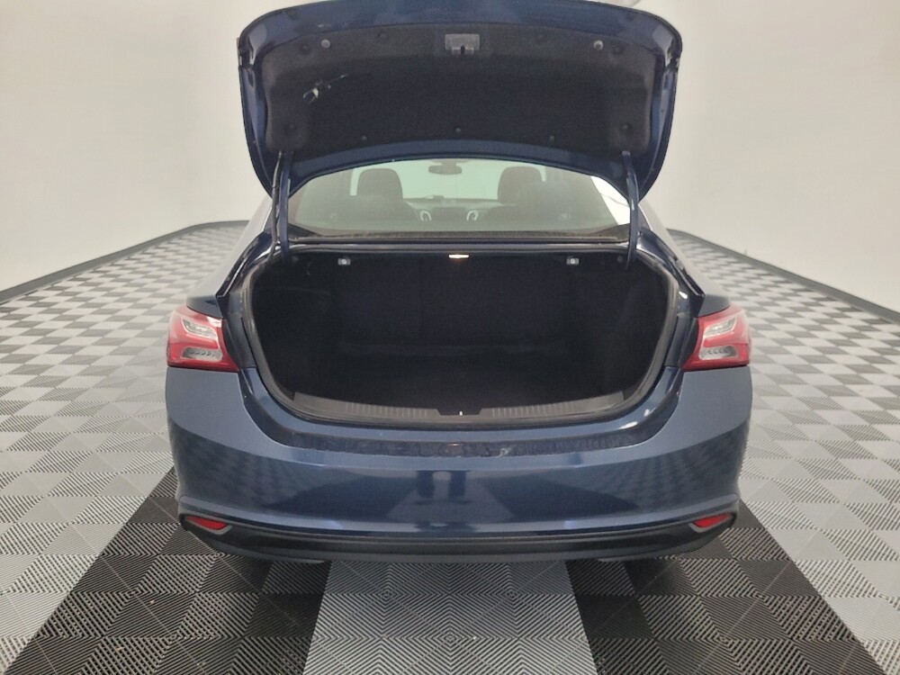 2020 Chevrolet Malibu in Houston, TX 77060 - 18126152 29