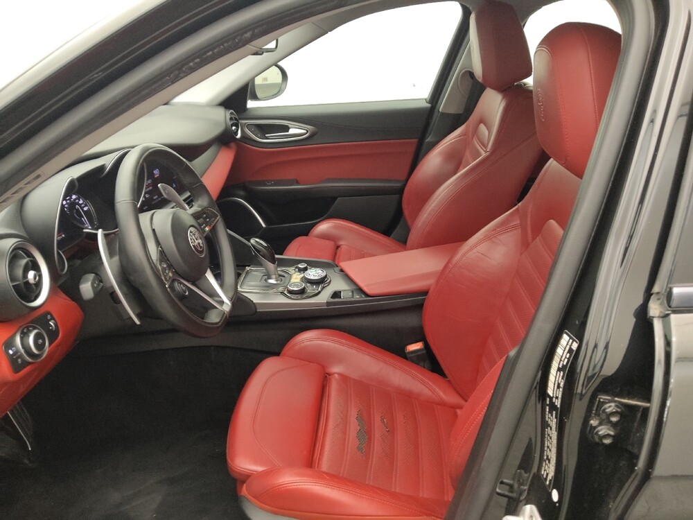 2019 Alfa Romeo Giulia in Houston, TX 77074 - 18126154 17