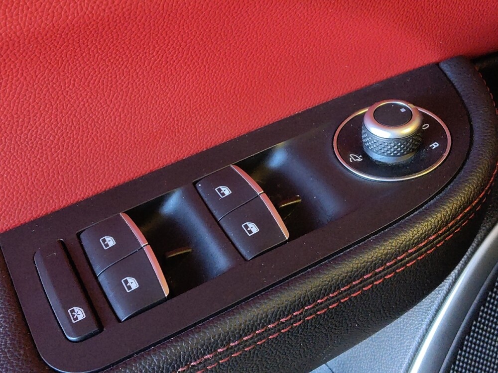 2019 Alfa Romeo Giulia in Houston, TX 77074 - 18126154 27