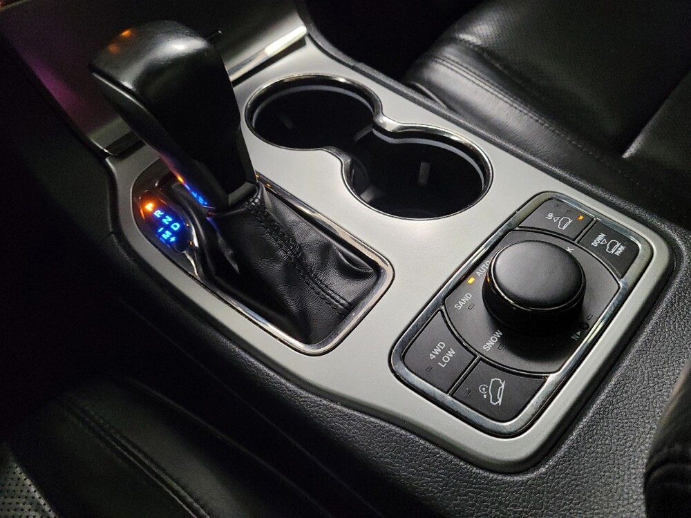 2020 Jeep Grand Cherokee in Houston, TX 77060 - 18126158 26