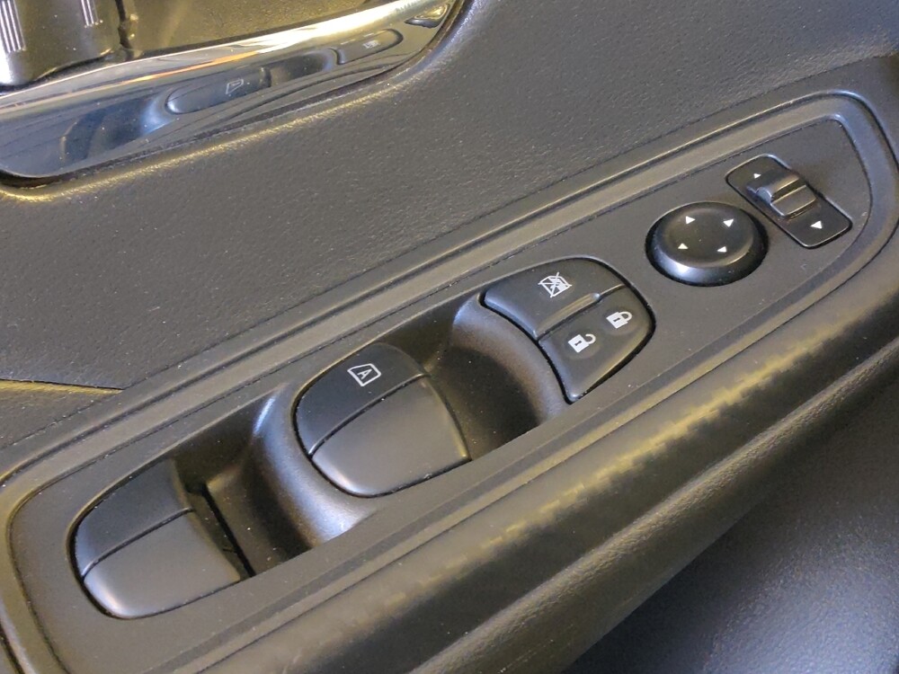 2025 Nissan Versa in Houston, TX 77034 - 18126163 27