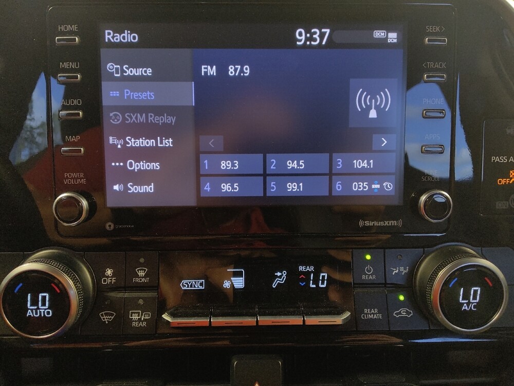 2021 Toyota Highlander in Houston, TX 77074 - 18126165 25