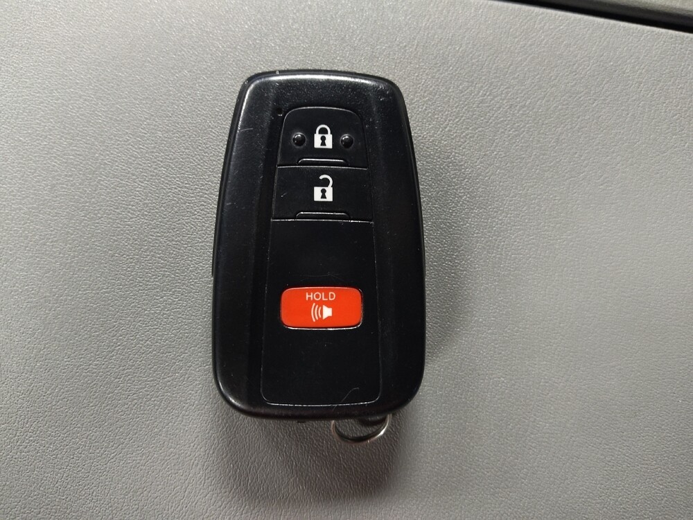 2021 Toyota Highlander in Houston, TX 77074 - 18126165 32