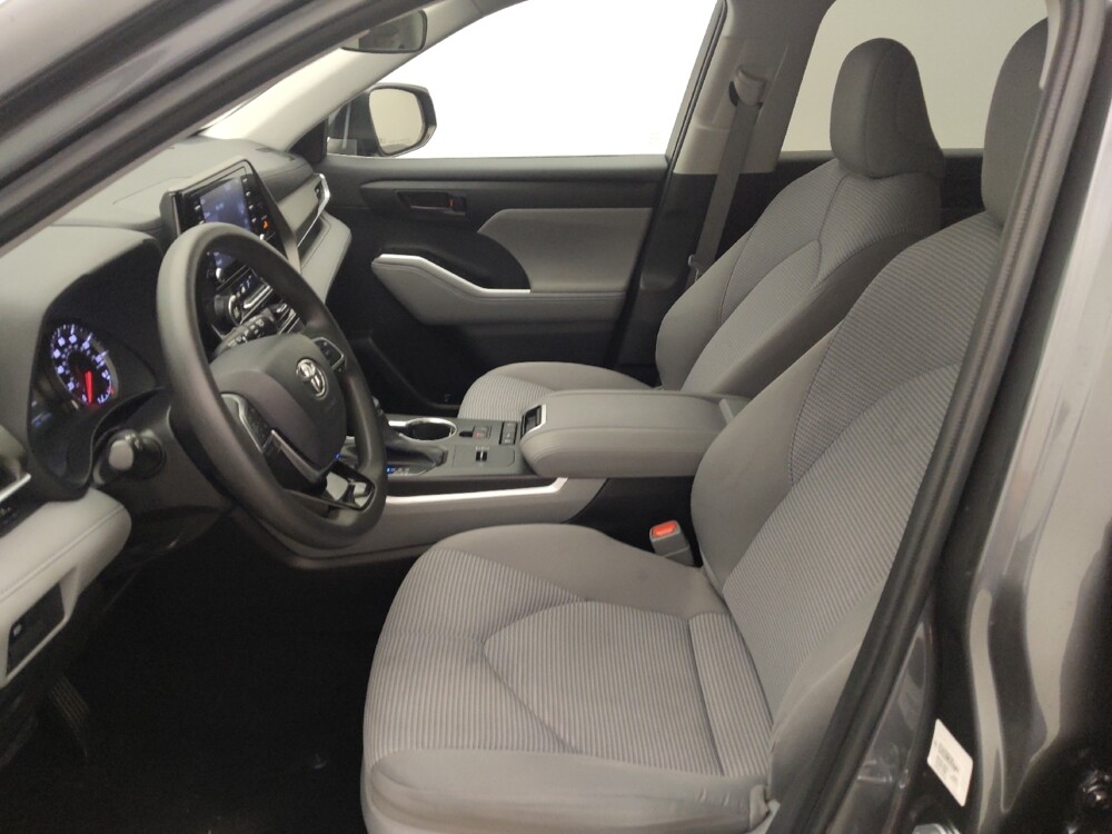 2021 Toyota Highlander in Houston, TX 77074 - 18126165 17