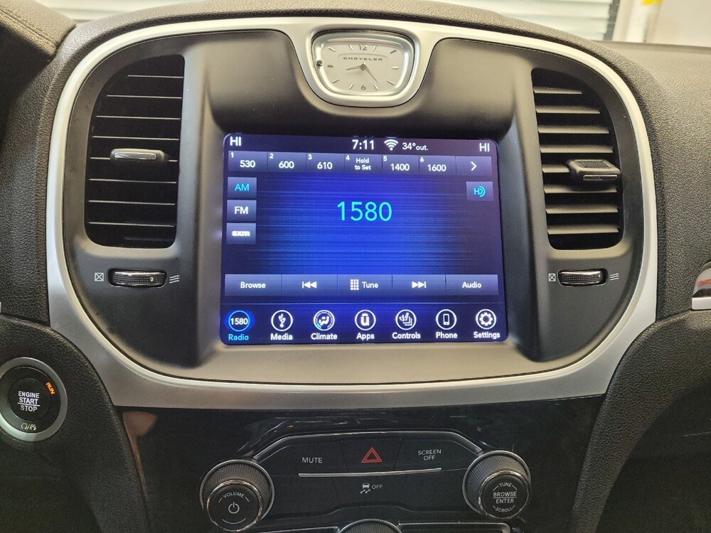 2019 Chrysler 300 in Cincinnati, OH 45255 - 18126177 25