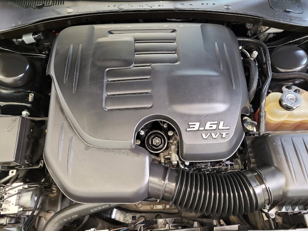 2019 Chrysler 300 in Cincinnati, OH 45255 - 18126177 30