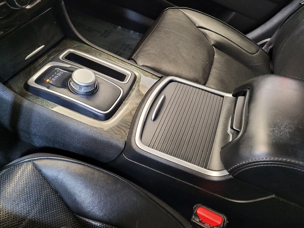 2019 Chrysler 300 in Cincinnati, OH 45255 - 18126177 26