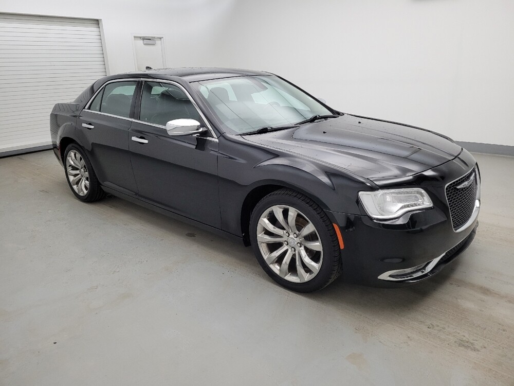 2019 Chrysler 300 in Cincinnati, OH 45255 - 18126177 11