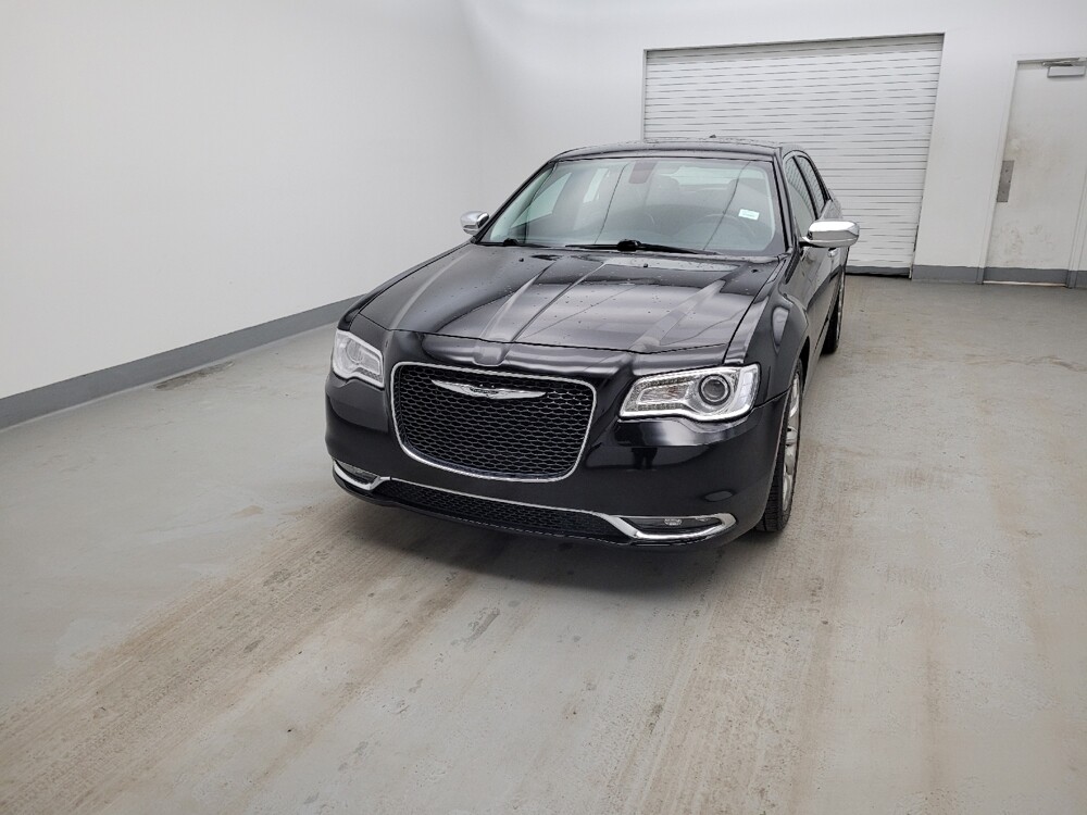 2019 Chrysler 300 in Cincinnati, OH 45255 - 18126177 15
