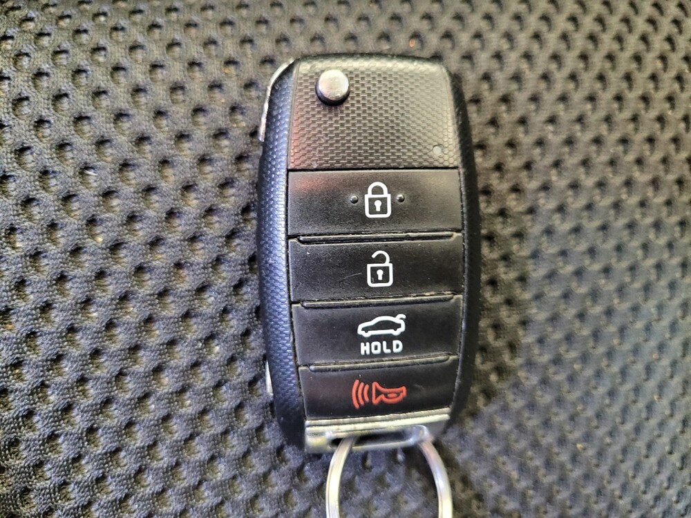 2020 Kia Optima in Columbus, OH 43231 - 18126181 32