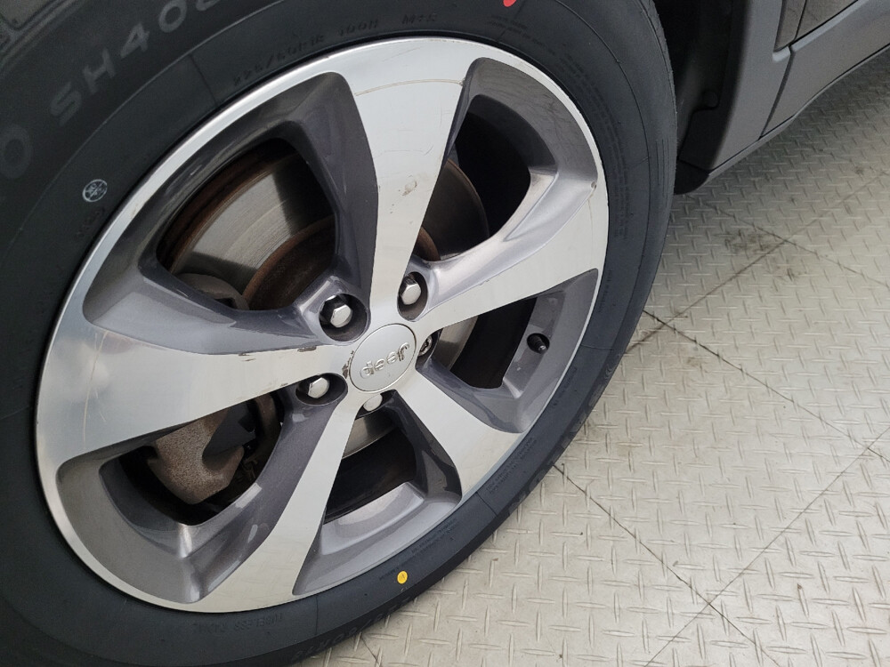 2019 Jeep Cherokee in Chesapeake, VA 23320 - 18126182 31