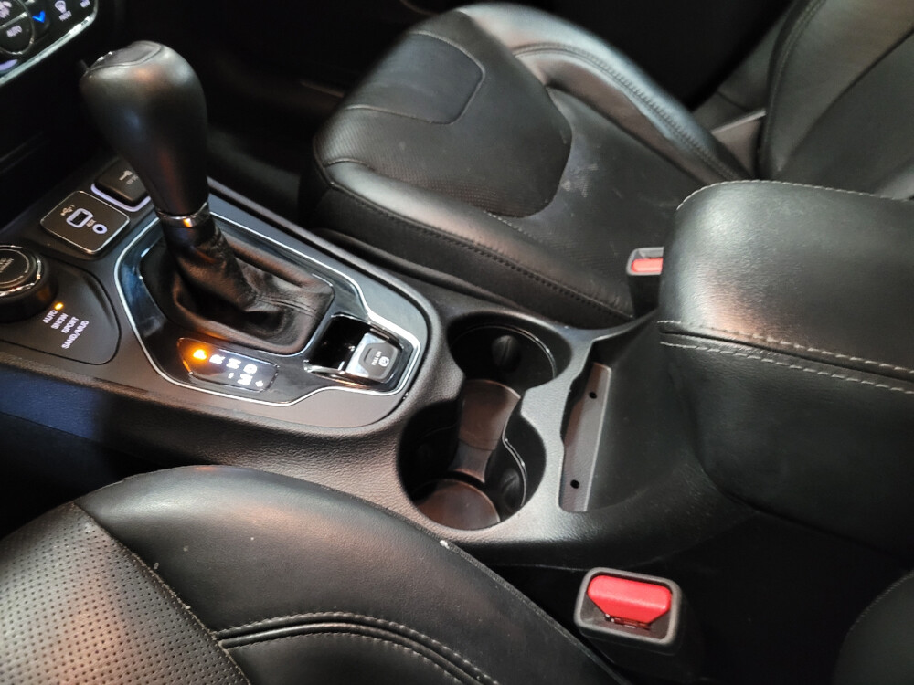 2019 Jeep Cherokee in Chesapeake, VA 23320 - 18126182 26