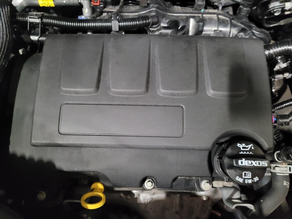 2021 Chevrolet Trax in Langhorne, PA 19047 - 18126185 30