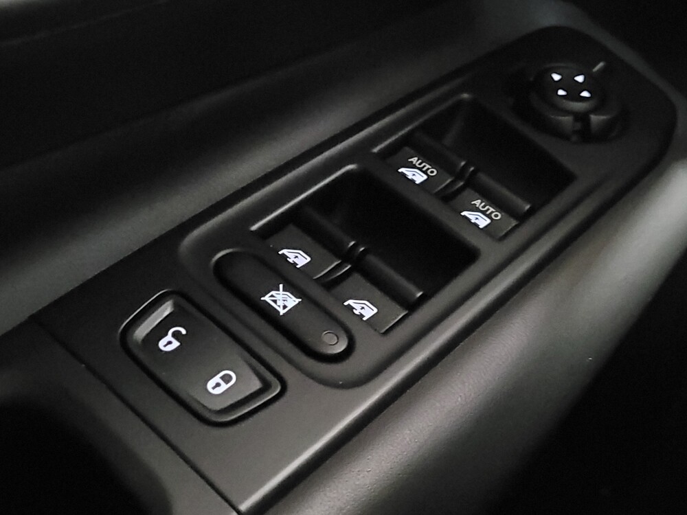 2020 Jeep Renegade in New Castle, DE 19720 - 18126186 27