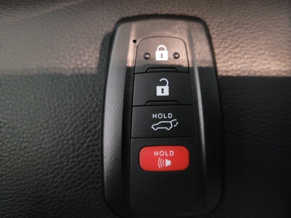 2022 Toyota Highlander in Henrico, VA 23223 - 18126188 32