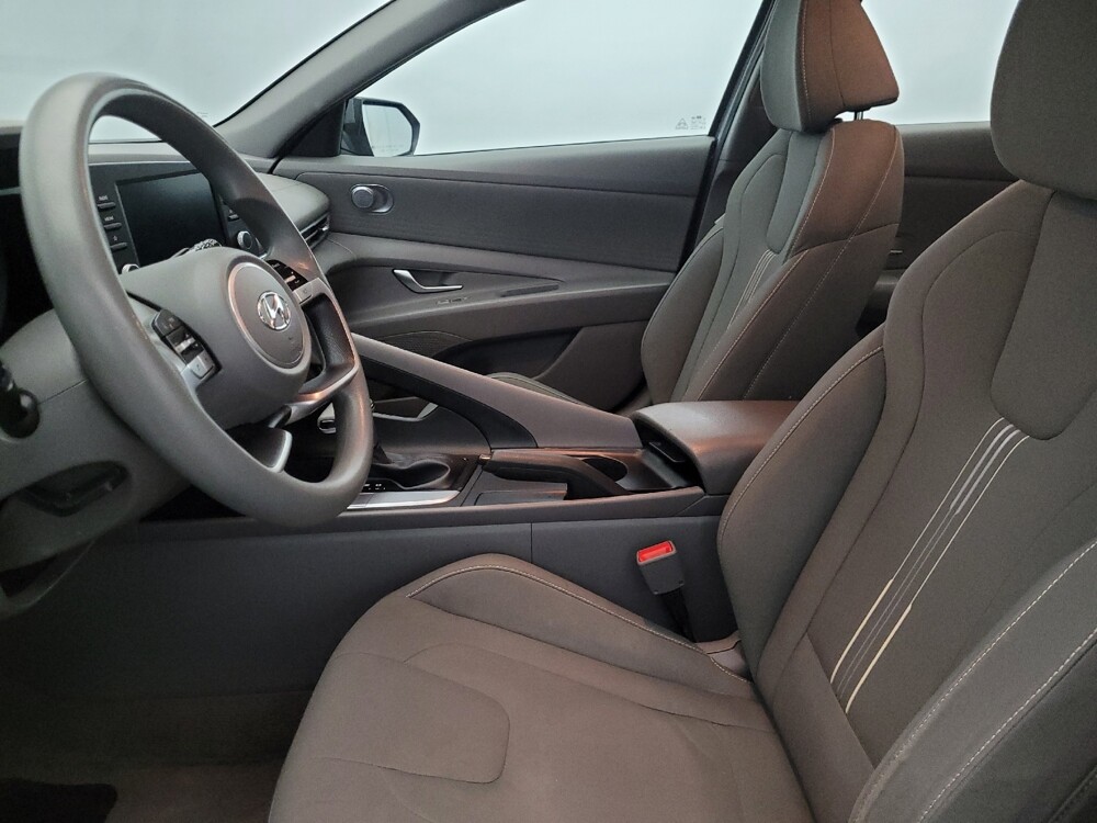2023 Hyundai Elantra in Pittsburgh, PA 15236 - 18126189 17