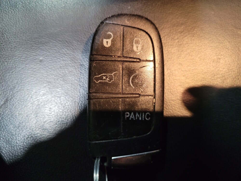 2018 Jeep Grand Cherokee in Chesapeake, VA 23320 - 18126203 32