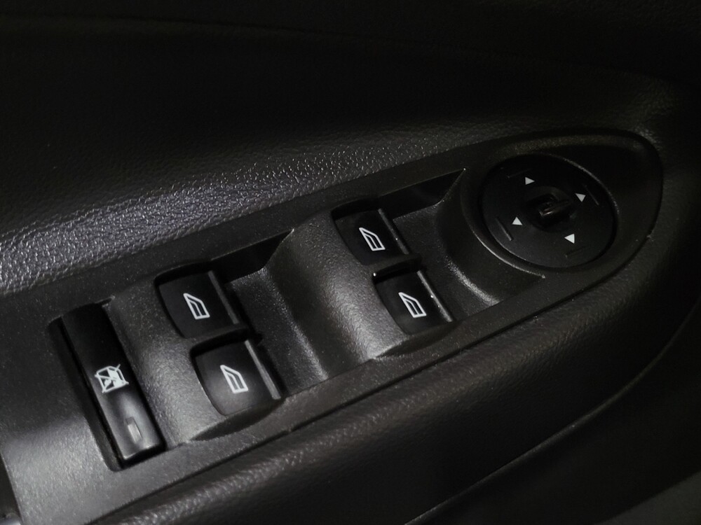 2015 Ford Escape in Pittsburgh, PA 15236 - 18126204 27