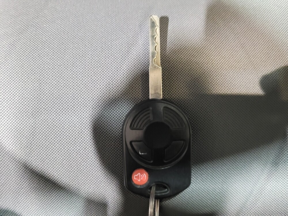 2015 Ford Escape in Pittsburgh, PA 15236 - 18126204 32