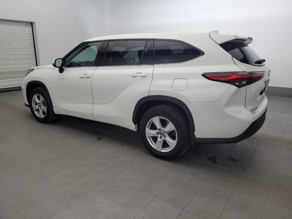 2021 Toyota Highlander in Richmond, VA 23235 - 18126206 3