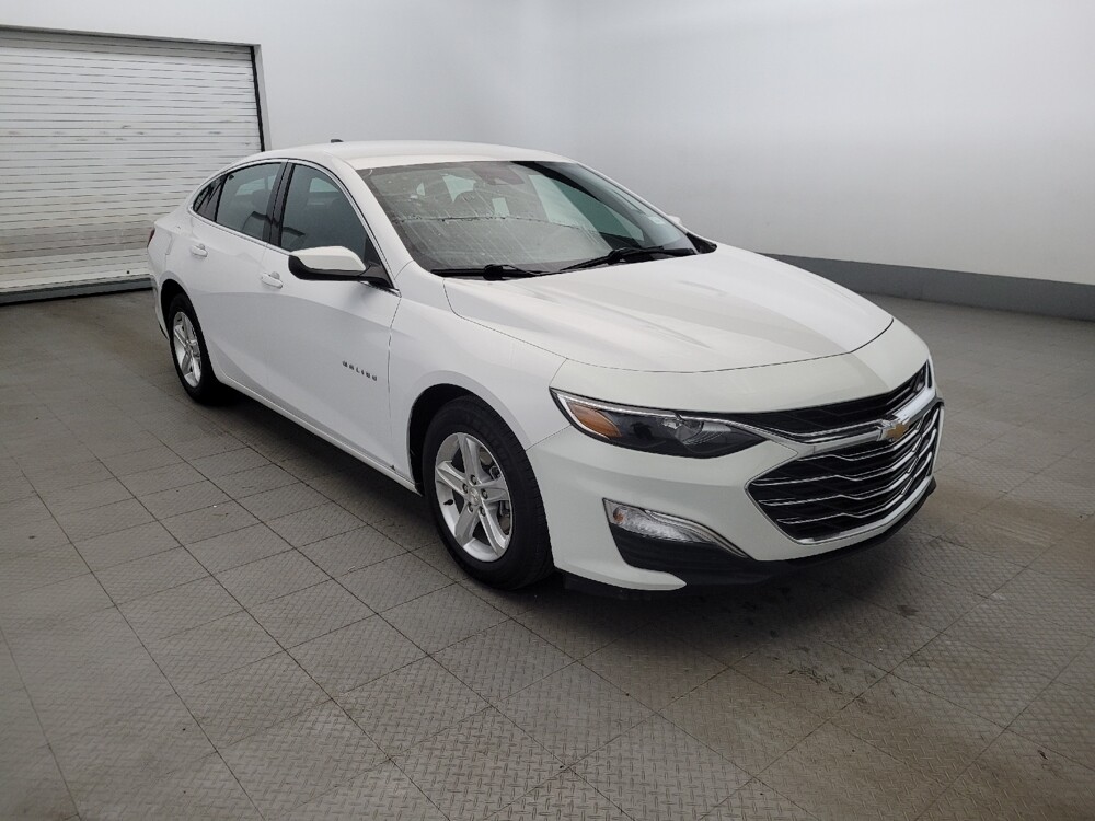 2020 Chevrolet Malibu in Pittsburgh, PA 15236 - 18126209 13