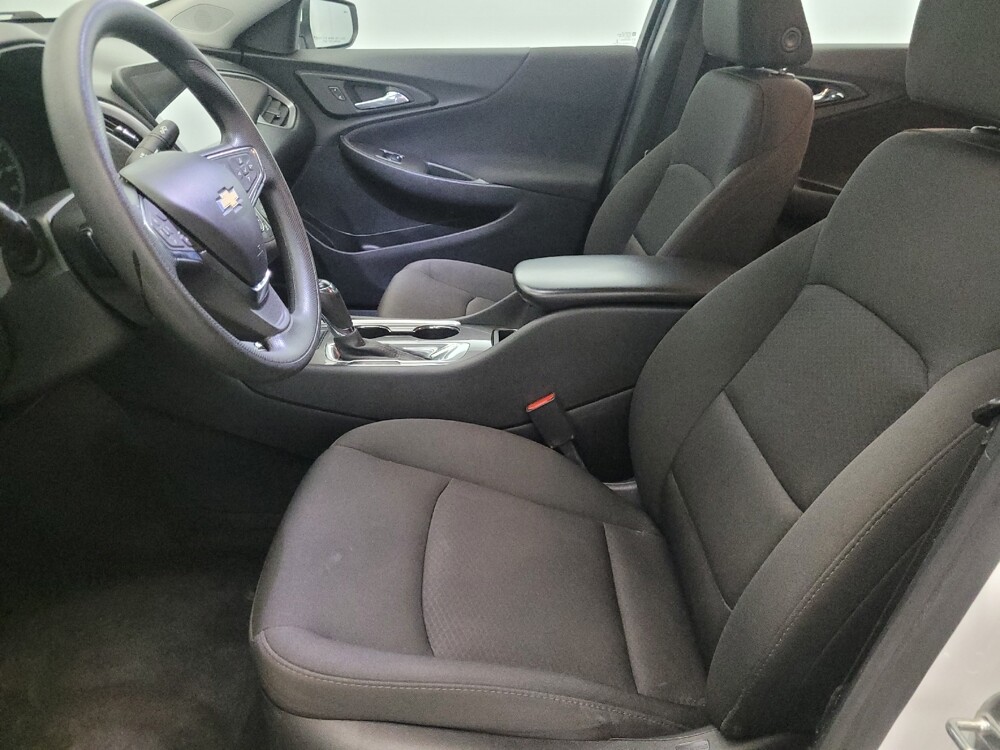 2020 Chevrolet Malibu in Pittsburgh, PA 15236 - 18126209 17