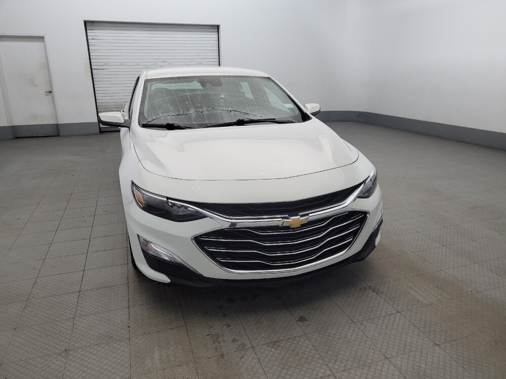 2020 Chevrolet Malibu in Pittsburgh, PA 15236 - 18126209 14