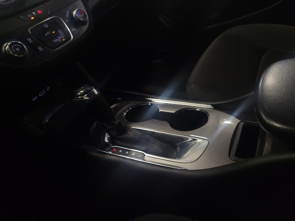 2020 Chevrolet Malibu in Pittsburgh, PA 15236 - 18126209 26