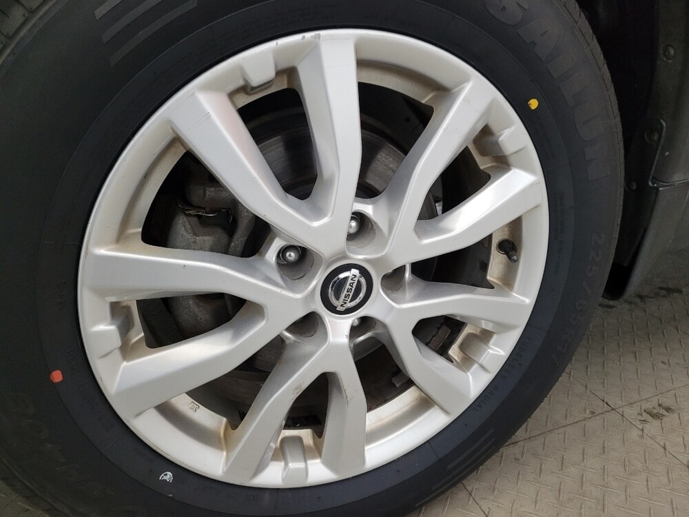 2020 Nissan Rogue in New Castle, DE 19720 - 18126216 31