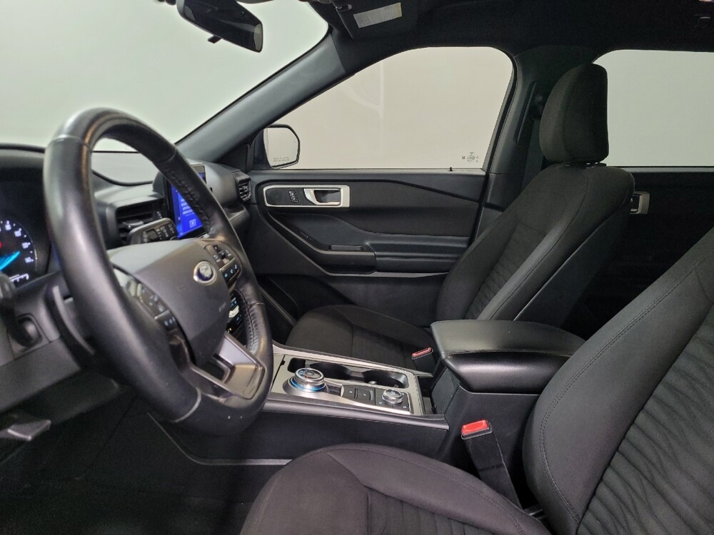 2020 Ford Explorer in Langhorne, PA 19047 - 18126217 17