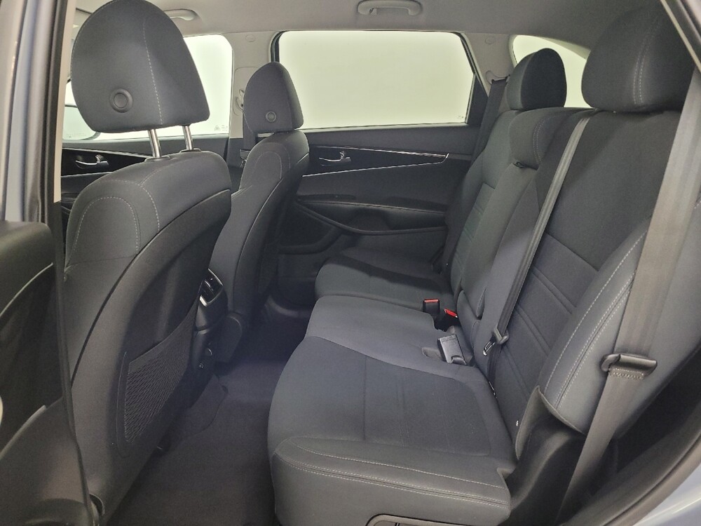 2020 Kia Sorento in St. Louis, MO 63125 - 18126218 18