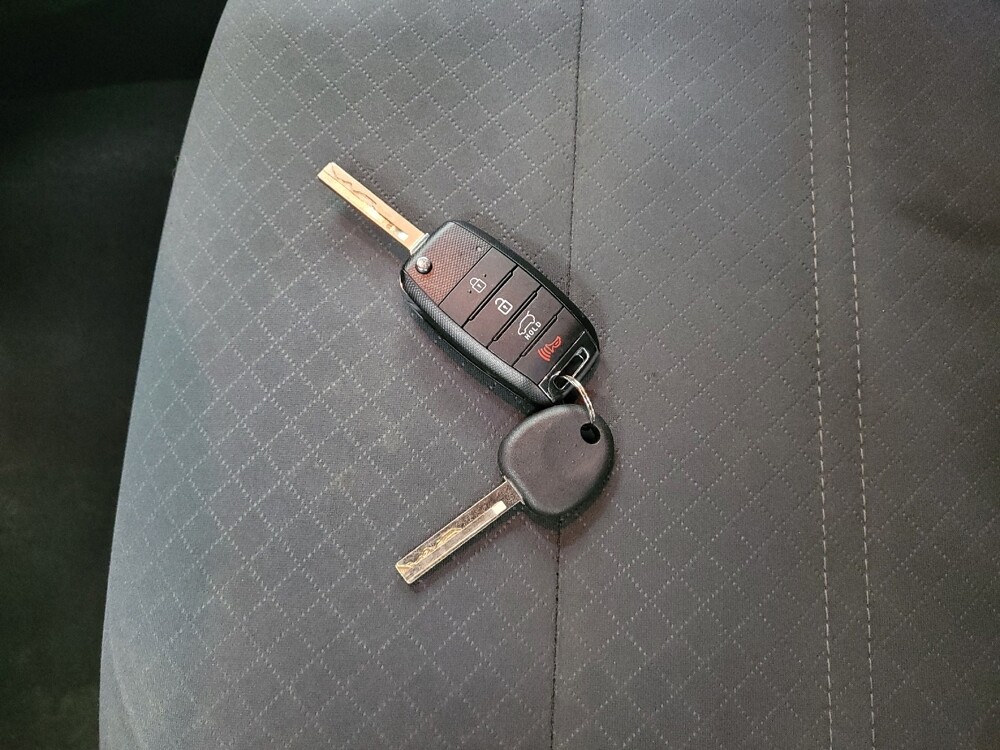 2020 Kia Sorento in St. Louis, MO 63125 - 18126218 32