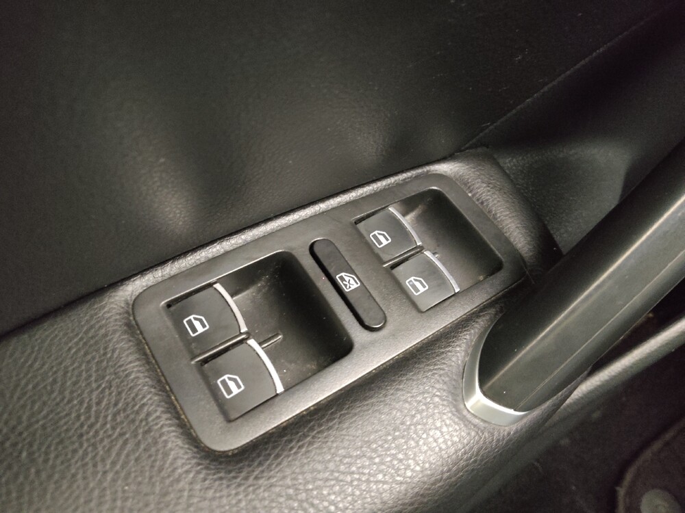 2022 Volkswagen Passat in Topeka, KS 66611 - 18126219 27