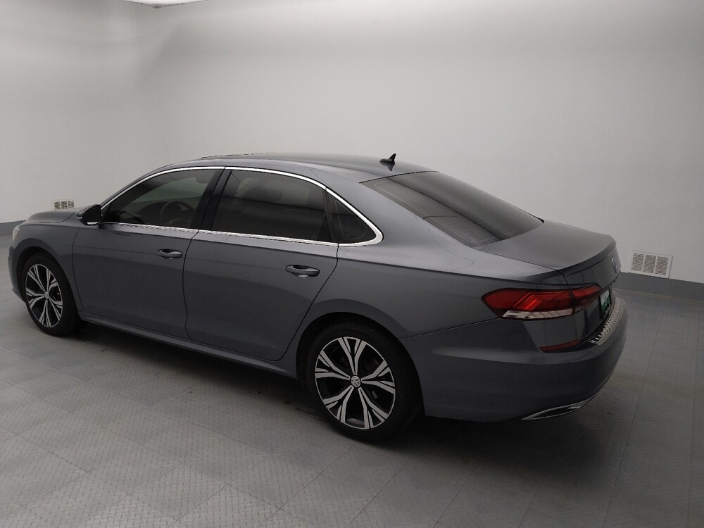 2022 Volkswagen Passat in Topeka, KS 66611 - 18126219 3