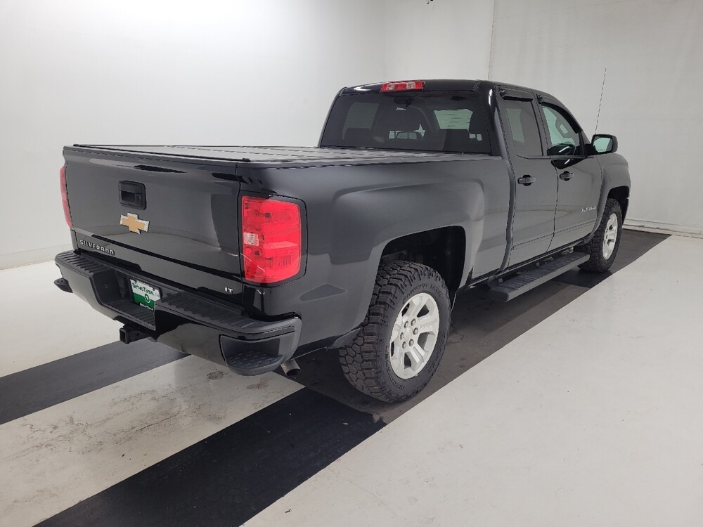 2018 Chevrolet Silverado 1500 in St. Louis, MO 63125 - 18126220 9