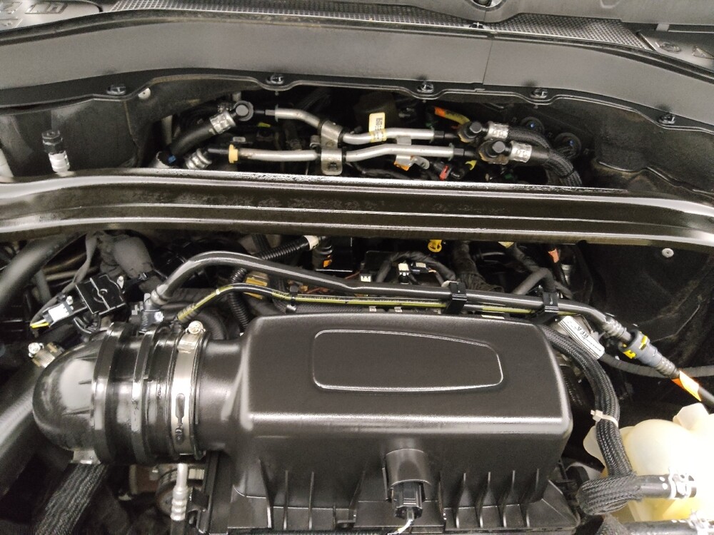 2022 Ford Explorer in St. Louis, MO 63136 - 18126221 30