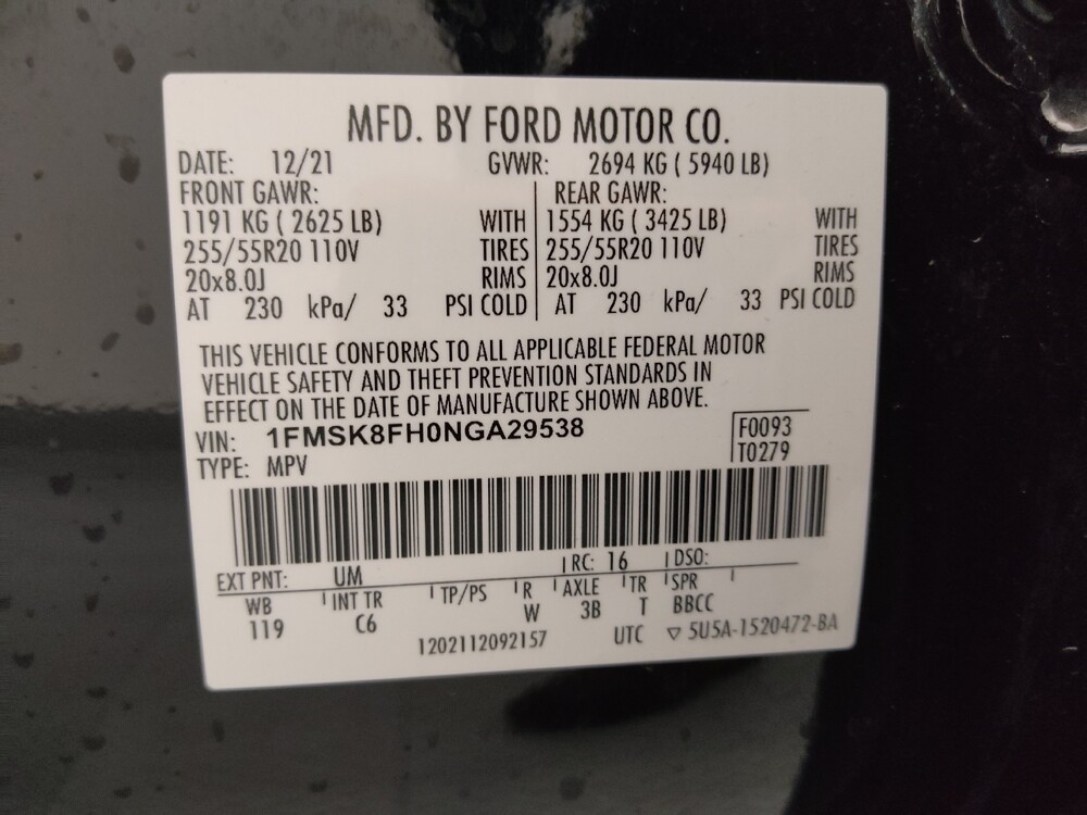 2022 Ford Explorer in St. Louis, MO 63136 - 18126221 33