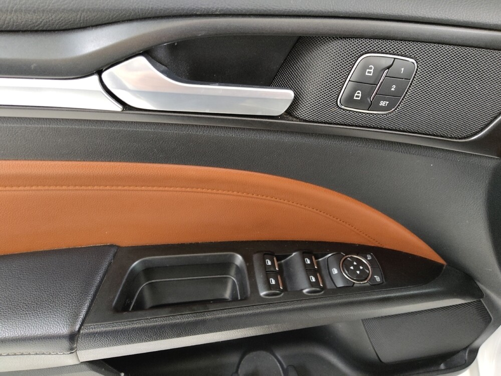 2019 Ford Fusion in St. Louis, MO 63125 - 18126225 27