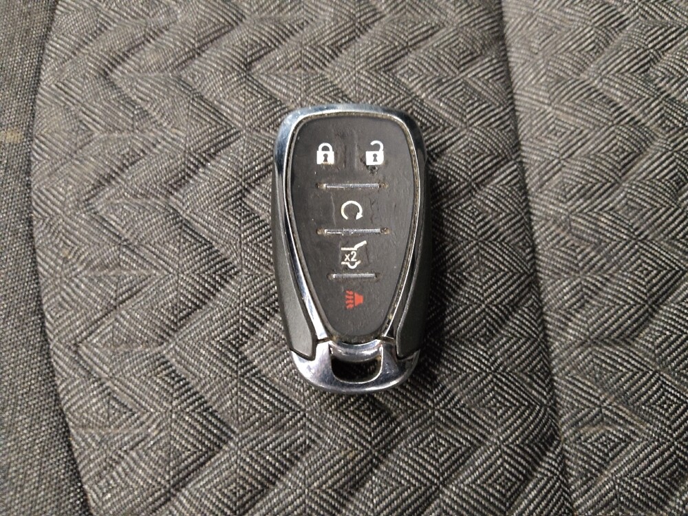 2022 Chevrolet Equinox in Wichita, KS 67207 - 18126226 32