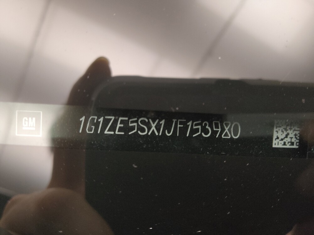 2018 Chevrolet Malibu in Midlothian, IL 60445 - 18126231 33